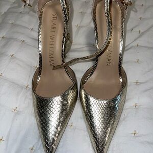 Stuart Weitzman Gold Women's Shoes. Worn twice